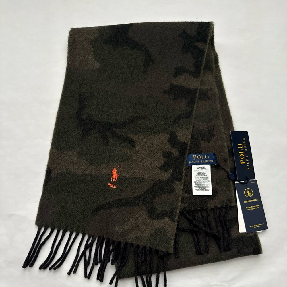 Polo by Ralph Lauren Men's Camouflage Scarf